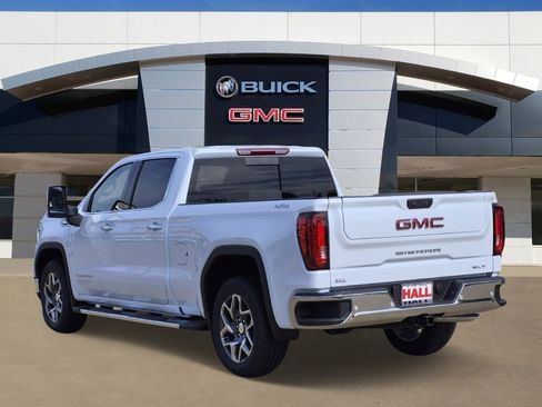 New 2026 GMC Sierra 1500 SLT AWD/4WD image 3