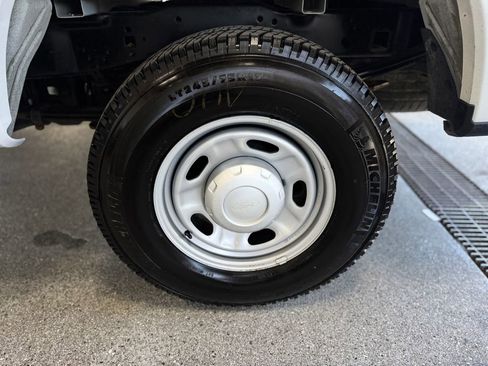Used 2023 Ford F250 XL AWD/4WD image 25