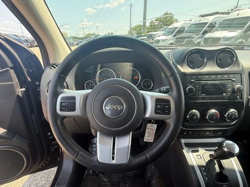 Used 2016 Jeep Compass High Altitude AWD/4WD image 8