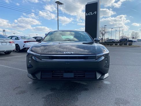 New 2026 Kia K4 LX image 2