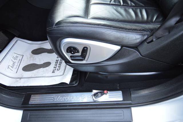 Used 2008 Mercedes-Benz GL 550 4MATIC image 23