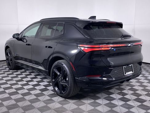 Certified 2024 Chevrolet Equinox EV RS image 16