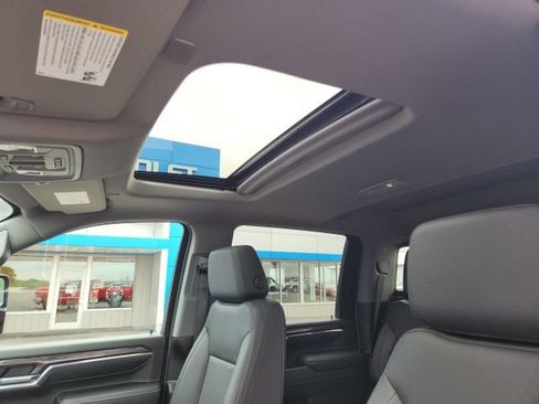 Used 2024 Chevrolet Silverado 2500 LTZ w/ LTZ Premium Package AWD/4WD image 15