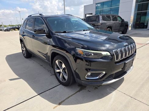 Used 2019 Jeep Cherokee Limited FWD image 1