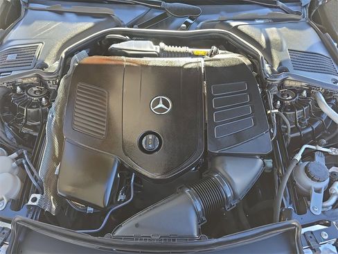Used 2022 Mercedes-Benz C 300 Sedan image 34