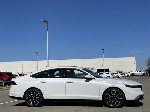 New 2026 Honda Accord Touring image 3