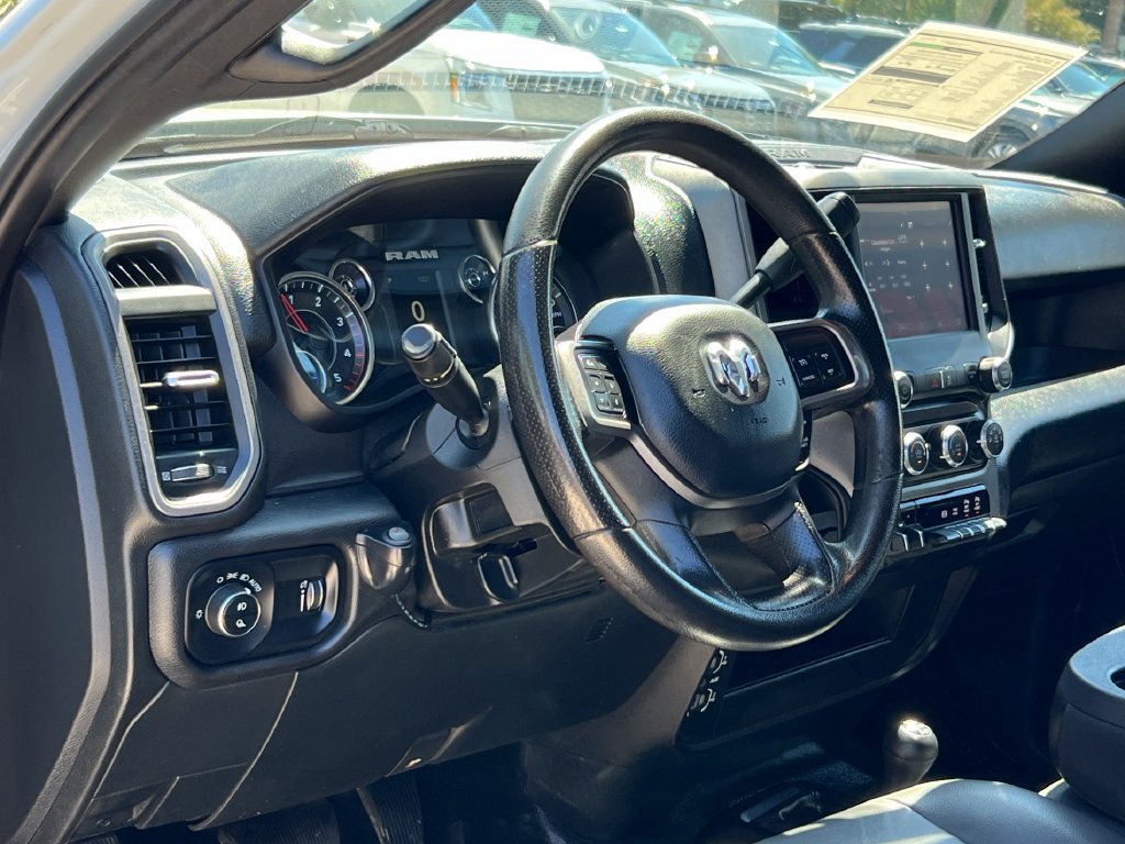 Used 2022 RAM 2500 Tradesman w/ Chrome Appearance Group AWD/4WD image 5