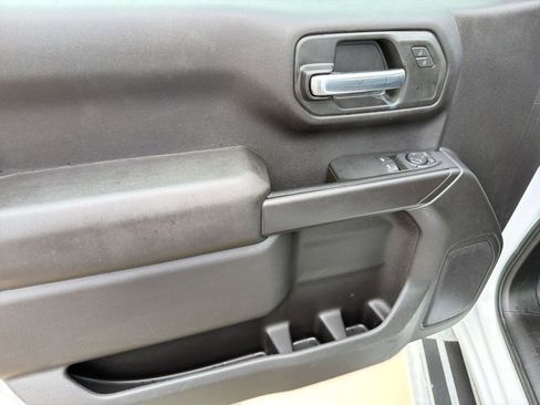 Certified 2025 Chevrolet Silverado 1500 W/T RWD image 12