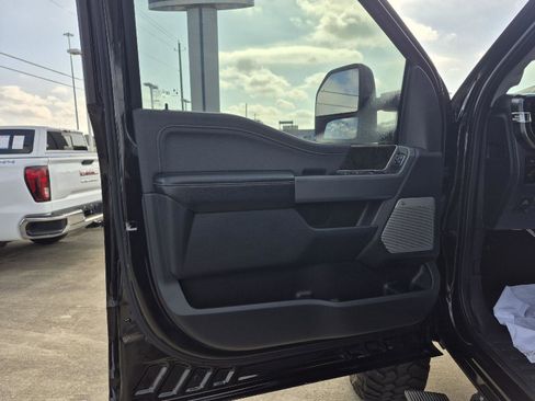 Certified 2024 Ford F250 Lariat w/ Lariat Ultimate Package image 13