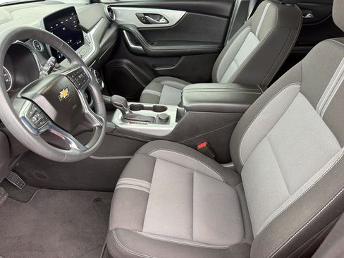 Used 2025 Chevrolet Blazer LT FWD image 5