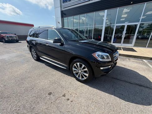 Used 2014 Mercedes-Benz GL 450 4MATIC image 2