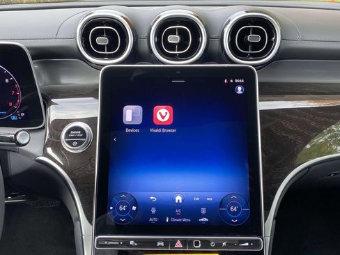 Certified 2025 Mercedes-Benz GLC 300 4MATIC image 34