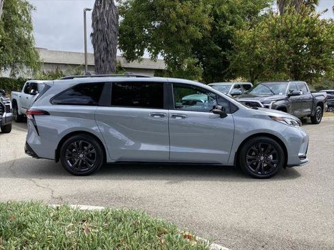 Certified 2025 Toyota Sienna XSE w/ XSE Premium Package FWD image 53