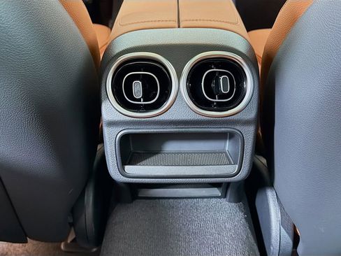 New 2026 Mercedes-Benz C 300 4MATIC Sedan image 26