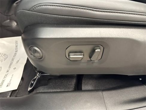 New 2025 Jeep Wrangler Unlimited Rubicon 392 image 13