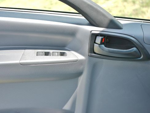 New 2025 Chevrolet Low Cab Forward image 7