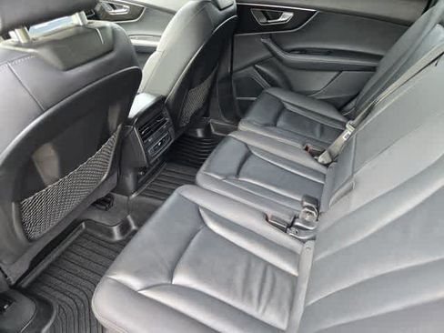 Used 2025 Audi Q7 3.0T Premium Plus AWD/4WD image 11