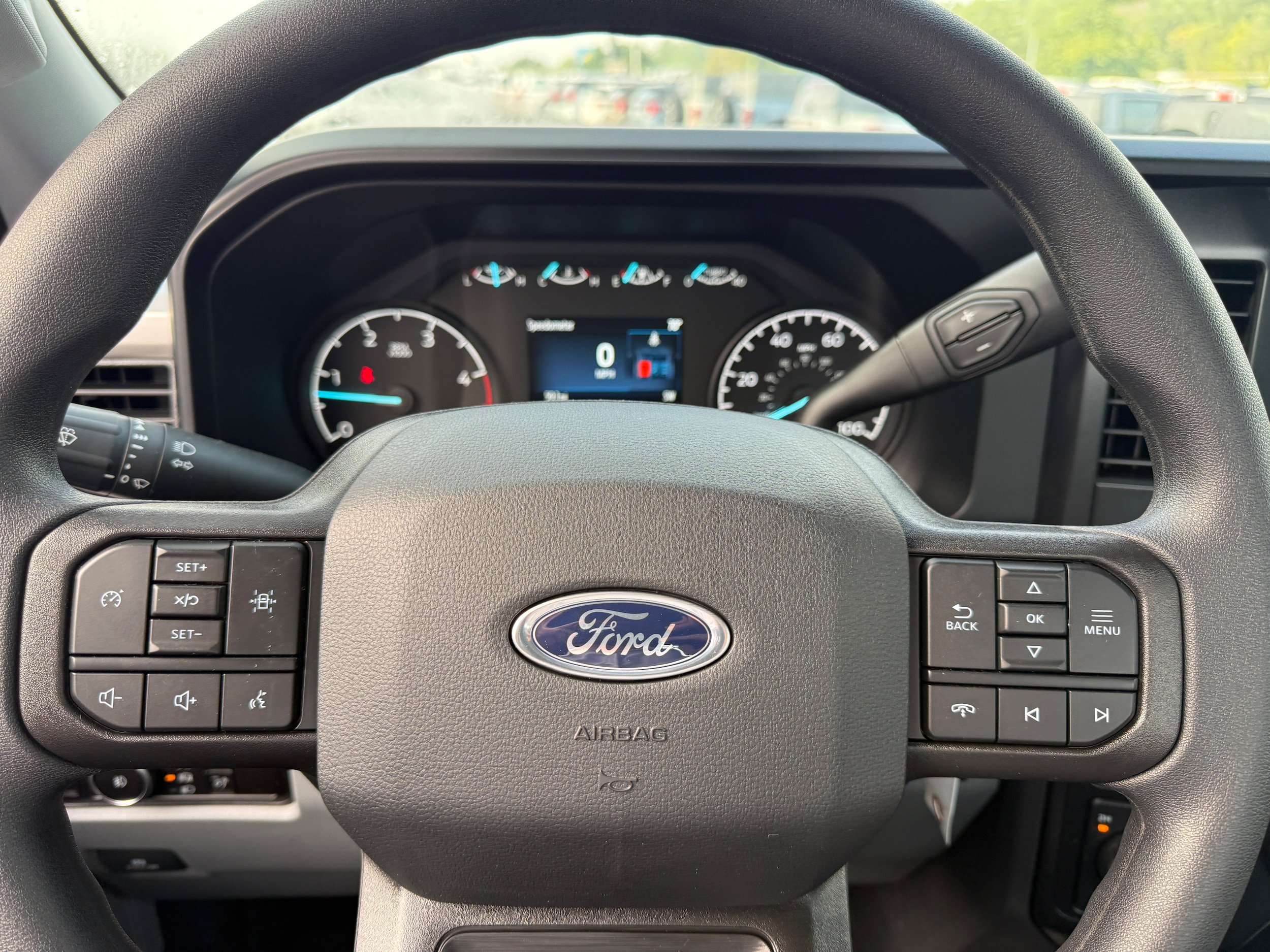 New 2025 Ford F350 4x4 Regular Cab DRW Super Duty image 14