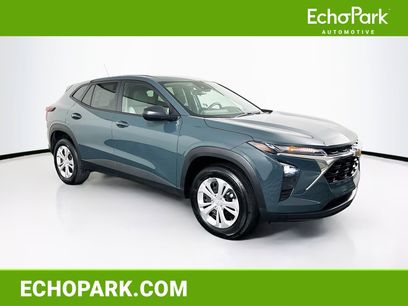 Used 2025 Chevrolet Trax LS