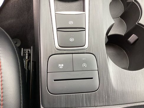 Used 2025 Ford Escape ST-Line image 28