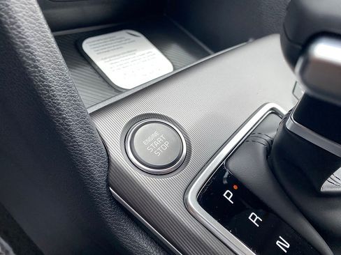 New 2026 Kia Sportage EX FWD image 17