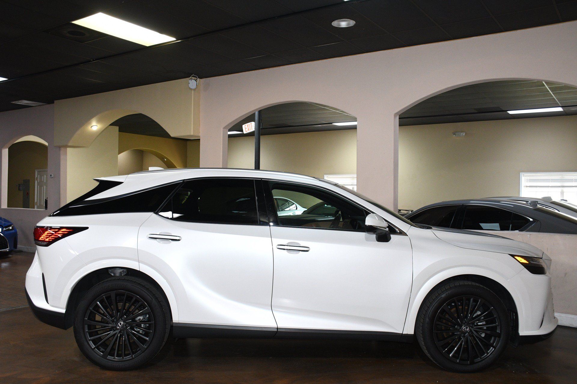 Used 2025 Lexus RX 350 Premium w/ Convenience Package FWD image 52