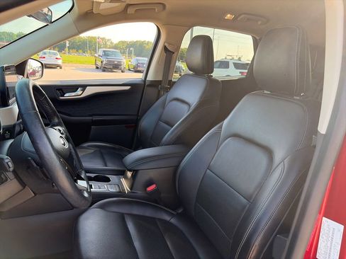 Used 2020 Ford Escape SEL AWD/4WD image 16