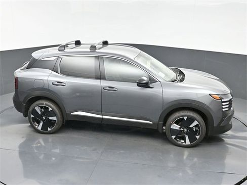 Used 2026 Nissan Kicks SR image 34