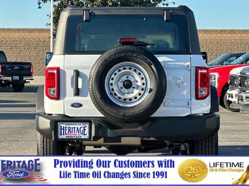 New 2025 Ford Bronco 4-Door image 5