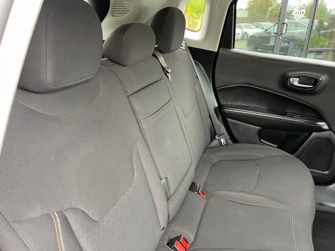 Used 2019 Jeep Compass Sport FWD image 19