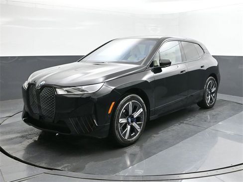 New 2025 BMW iX xDrive50 image 34