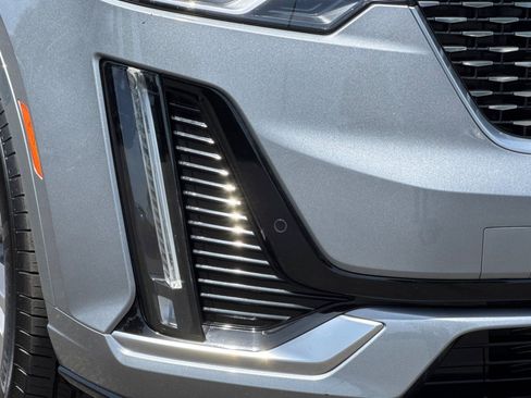 Certified 2025 Cadillac XT6 Premium Luxury FWD image 45