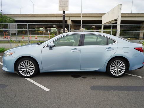 Used 2013 Lexus ES 350 image 2