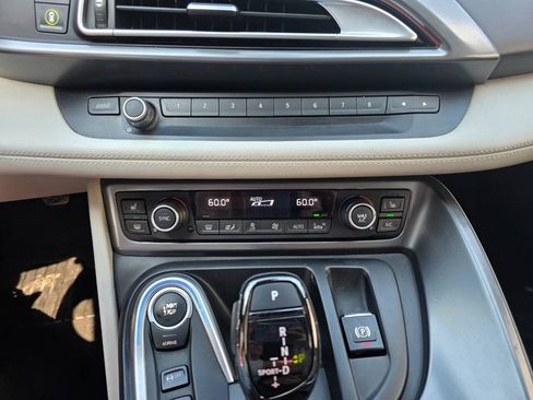 Used 2015 BMW i8 AWD/4WD image 25