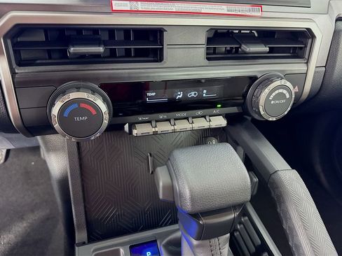 New 2026 Toyota 4Runner SR5 image 18