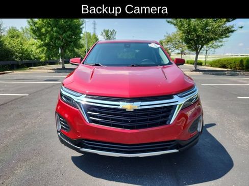 Used 2024 Chevrolet Equinox LT FWD image 2