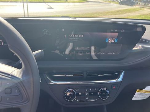 New 2026 Buick Envista Preferred image 18