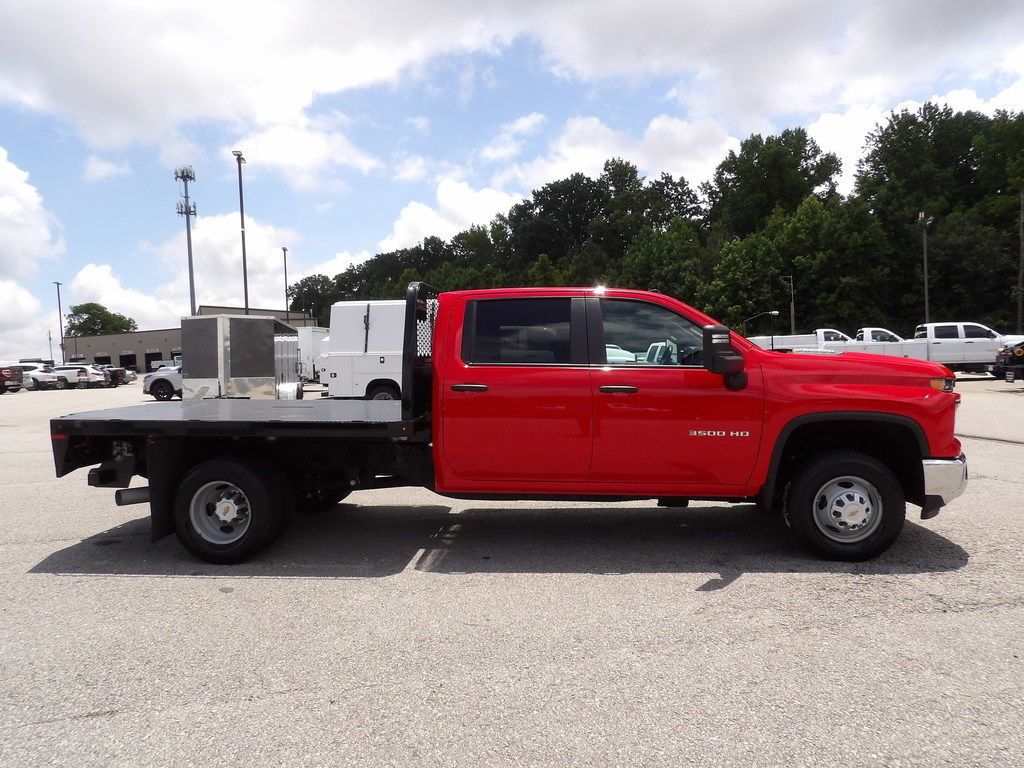 Used 2024 Chevrolet Silverado 3500 W/T w/ WT Convenience Package AWD/4WD image 9