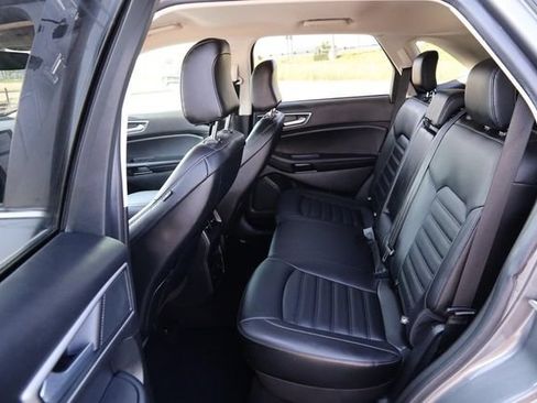Used 2024 Ford Edge SEL w/ Convenience Package AWD/4WD image 10