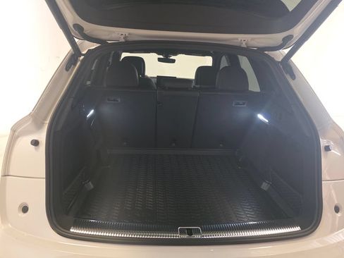 Used 2023 Audi SQ5 Premium Plus w/ Premium Plus Package AWD/4WD image 22