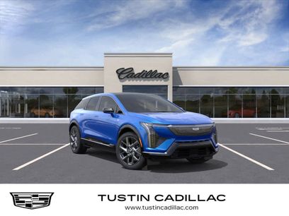 New 2025 Cadillac Optiq Luxury 1