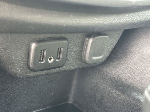 Used 2020 Chevrolet Traverse LT w/ Driver Confidence II Package AWD/4WD image 29