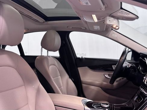 Used 2019 Mercedes-Benz C 300 4MATIC Sedan image 19