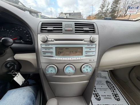 Used 2007 Toyota Camry LE image 11