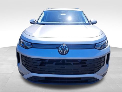 New 2026 Volkswagen Tiguan SE AWD/4WD image 9