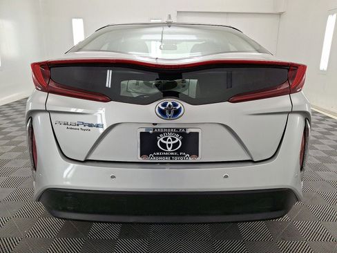 Used 2018 Toyota Prius Prime Advanced image 22