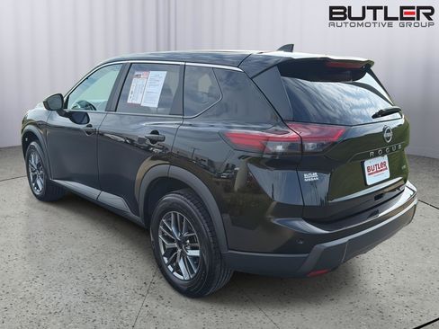 Used 2024 Nissan Rogue S AWD/4WD image 4