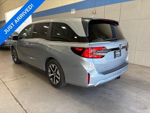 Used 2026 Honda Odyssey EX-L image 4