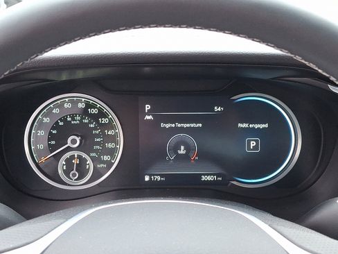 Certified 2023 Genesis G70 2.0T w/ Sport Prestige Package image 25