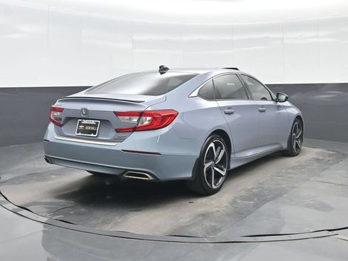 Used 2022 Honda Accord Sport image 6